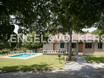 Casa en venta en Ortigosa del Monte en Ortigosa del Monte por 750,000 €