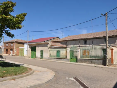 Casa rústica en venta en Aspariegos en Aspariegos por 53,000 €