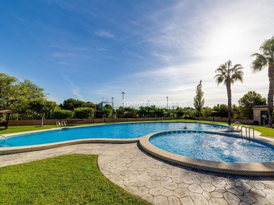 Chalet en venta en Orihuela Costa