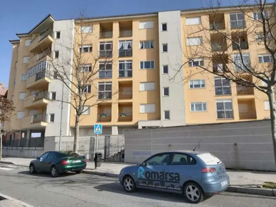 Piso en venta en Avenida de los Derechos Humanos en San Nicolás-La Toledana-Valle Amblés por 98,000 €