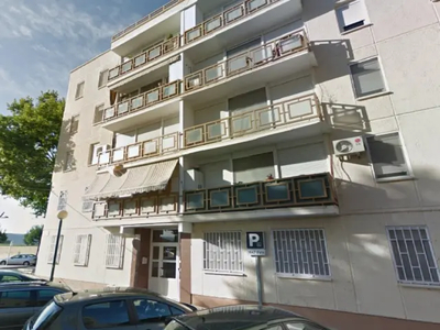 Piso en venta en Avenida del Alcalde Antonio Chapado en San Martín de la Vega por 73,500 €