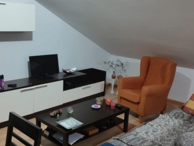 Apartamento de alquiler en Cuatro Vientos