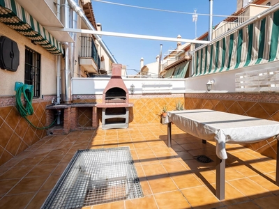 Adosado en venta en Ogíjares, Granada