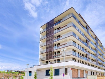 Alquiler ático en avinguda de barcelona 105 ático con 4 habitaciones con ascensor y parking en Sant Joan Despí