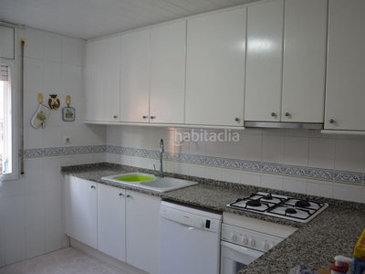 Alquiler piso con 3 habitaciones con ascensor, calefacción y aire acondicionado en Sant Quirze del Vallès