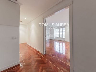 Alquiler piso en alquiler , con 200 m2, 4 habitaciones y 3 baños, garaje, ascensor, aire acondicionado y calefacción individual. en Madrid