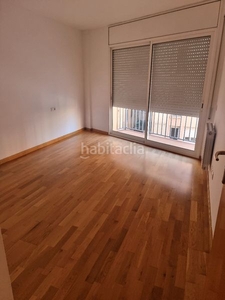 Alquiler piso en carrer barcelona piso int. acabados de 1ªluminoso en Hospitalet de Llobregat (L´)