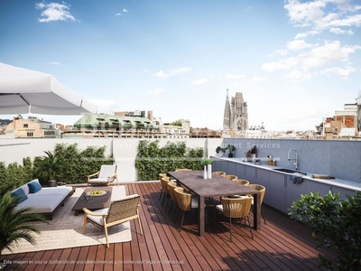 Ático impresionante ático de lujo de obra nueva con terrazas y piscina en eixample en Barcelona