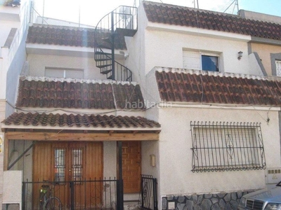 Casa adosada en julian pedreño 1 casa en buena zona en Torre - Pacheco