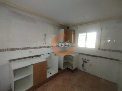 Casa en venta , 3 dormitorios. en Bellvei