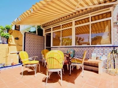 Chalet en venta en Mar Azul, Torrevieja, Alicante