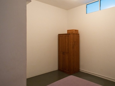 Habitación amueblada en apartamento de 2 dormitorios en El Born, Barcelona