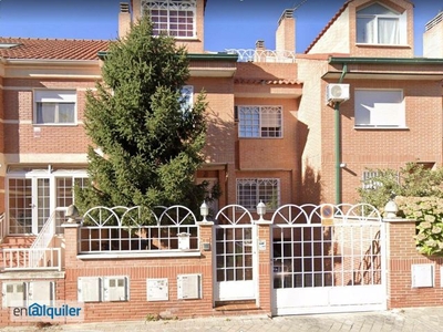 Oportunidad en Getafe Norte! Fantástico y amplio Chalet de 4 plantas