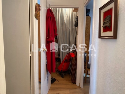 Piso con 3 habitaciones con ascensor y calefacción en Barcelona