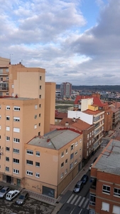 Piso en alquiler en San Mamés - La Palomera de 3 habitaciones con terraza y muebles