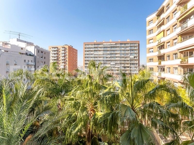 Piso en carrer de fra antoni cardona i grau luminoso piso a 3 vientos con zona comunitaria en Tarragona