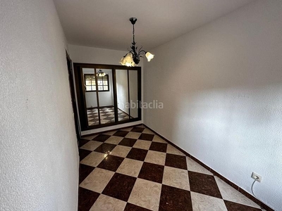 Piso en venta 4 habitaciones 1 baños. en Olletas - Sierra Blanquilla Málaga