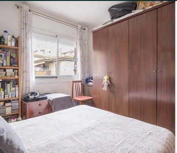Piso precioso piso exterior de 3 dormitorios en venta en la zona de vall d'hebrón en Barcelona