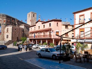 8 apartamentos en Cáceres