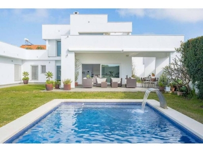 Venta Casa unifamiliar Algeciras. Buen estado con terraza 299 m²