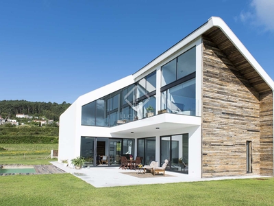 Villa de 260 m² en venta en Pontevedra, Galicia