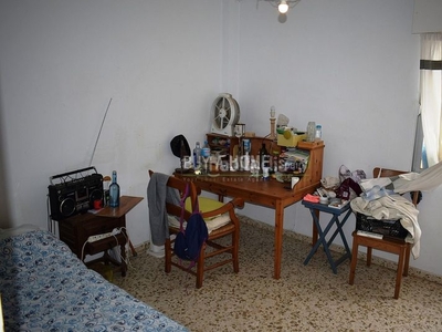 Apartamento piso en zona residencial: posibilidad de convertir en dúplex en Vélez - Málaga