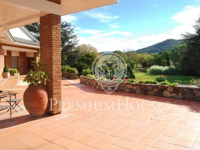 Casa en venta cerca del golf - costa bcn en Vallromanes