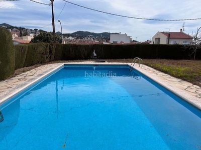 Chalet casa a 4 vientos con piscina en Vilassar de Dalt