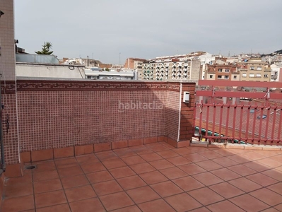 Dúplex terraza siete dormitorios en El Camp de l´Arpa del Clot Barcelona