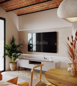 Piso con 2 habitaciones con calefacción y aire acondicionado en Barcelona