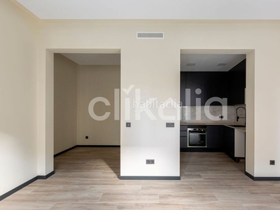 Piso con 3 habitaciones con ascensor en Fuente del Berro Madrid