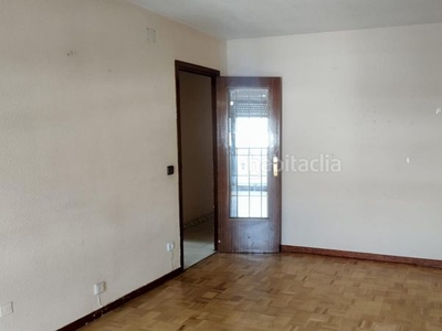 Piso en calle venta 41 piso con 3 habitaciones en Collado Villalba