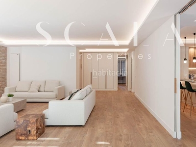Piso en venta , con 335 m2, 4 habitaciones y 4 baños, ascensor, aire acondicionado y calefacción central. en Madrid