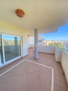 Piso en venta en este - Elviria, 2 dormitorios. en Marbella