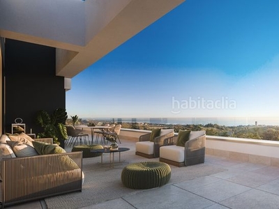 Piso exclusivo inmueble con vistas al mar. en Alto de los Monteros Marbella