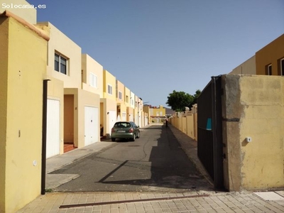 Venta Duplex 3 dormitorios con piscina comunitaria en Vecindario