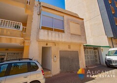 Casa en venta en Gaspar Perelló, Torrevieja, Alicante