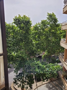 Alquiler de piso en calle Ramon Berenguer de 2 habitaciones con terraza y muebles