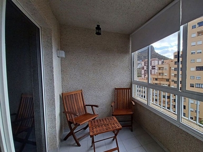 Alquiler de piso en Ifara - Urbanización Anaga de 2 habitaciones con terraza y garaje