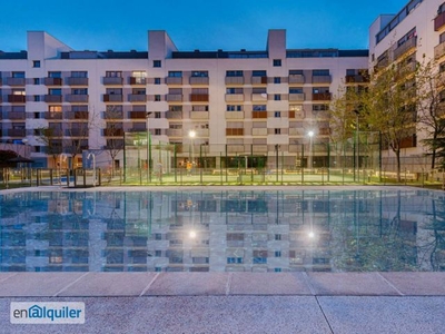 Alquiler piso trastero y piscina Madrid