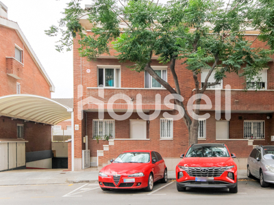 Casa en venta de 320 m² Calle de Prat de la Riba, 08840 Viladecans (Barcelona)