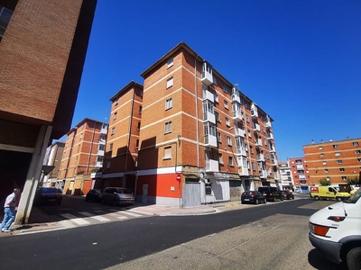 Piso en alquiler en Santiago - San Telmo de 3 habitaciones con terraza y ascensor