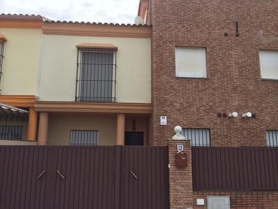 Venta de casa en Alcalá del Río