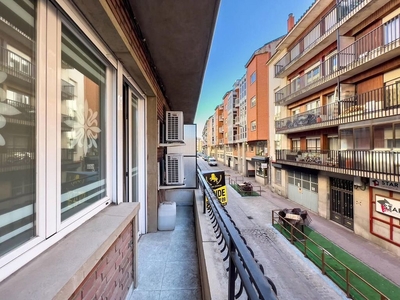Venta de piso en Centro - Ávila de 4 habitaciones con terraza y garaje