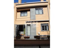 Casa adosada en venta en Calle Almería