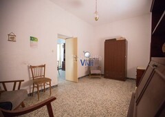 Casa en venta en barrio obrero, 3 dormitorios. en Alcalá de Guadaira