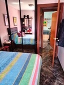 Piso con 3 habitaciones con ascensor, calefacción y aire acondicionado en Sant Feliu de Llobregat