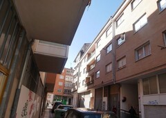 Venta de piso en calle Los Baños de 3 habitaciones con terraza y garaje