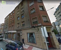 Venta de piso en Miranda de Ebro de 3 habitaciones con terraza y calefacción