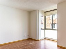 Venta Piso Coslada. Piso de una habitación en Calle Lorenzo Bosquet. Segunda planta